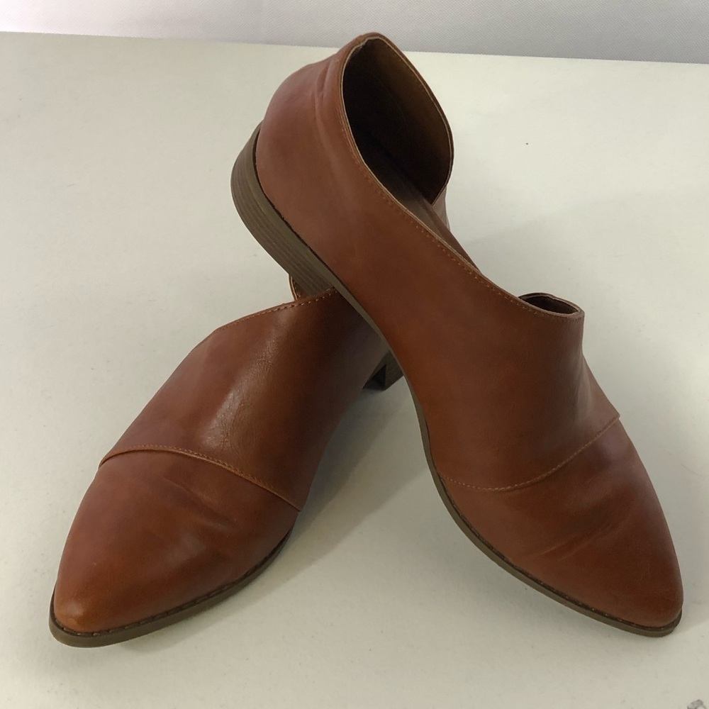 Universal Thread Sz 10 Open Side Brown Shoes